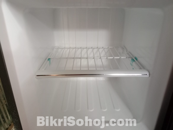Walton refrigerator